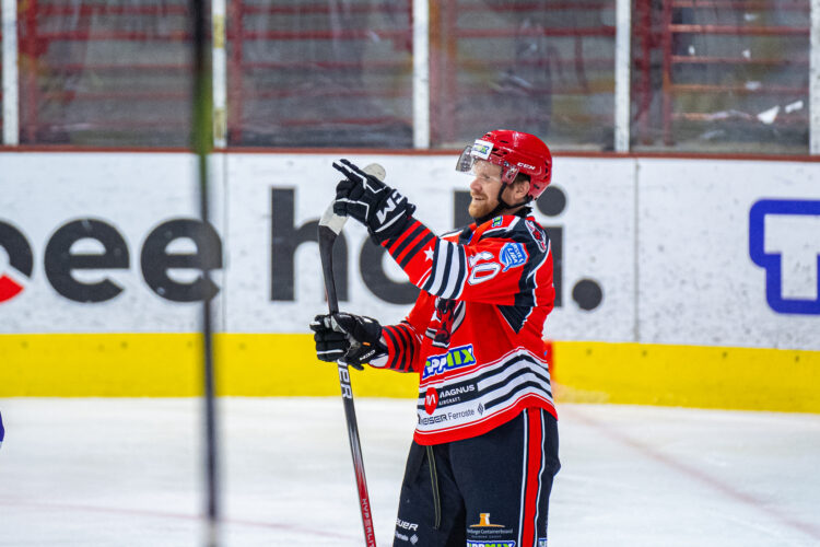 Ēriks Žohovs, Hokejazinas.com