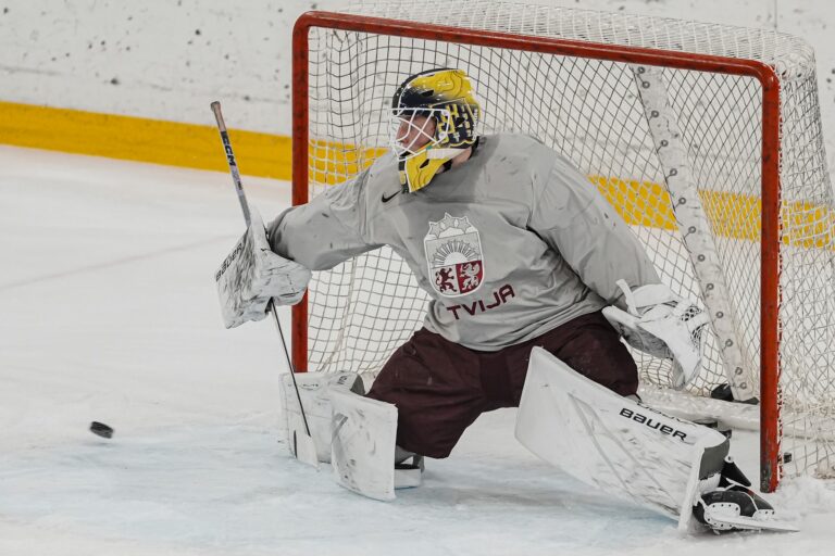 Nils Roberts Mauriņš, hokejazinas.com