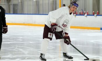 Emīls Veckaktiņš, hokejazinas.com