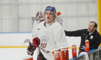 Emīls Veckaktiņš, hokejazinas.com