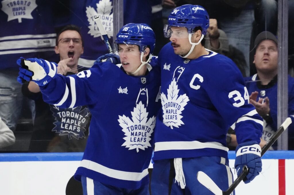 Ostons Metjūzs un Mičs Mārners, Toronto "Maple Leafs", hokejazinas.com