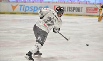 Jānis Jaks, hokejazinas.com