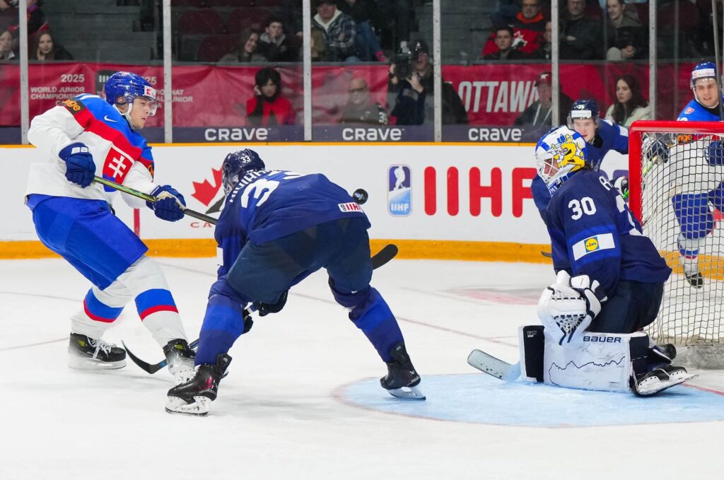 Slovākijas un Somijas U-20 izlases, hokejazinas.com