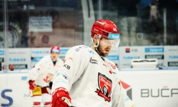 Oskars Batņa, Hokejazinas.com