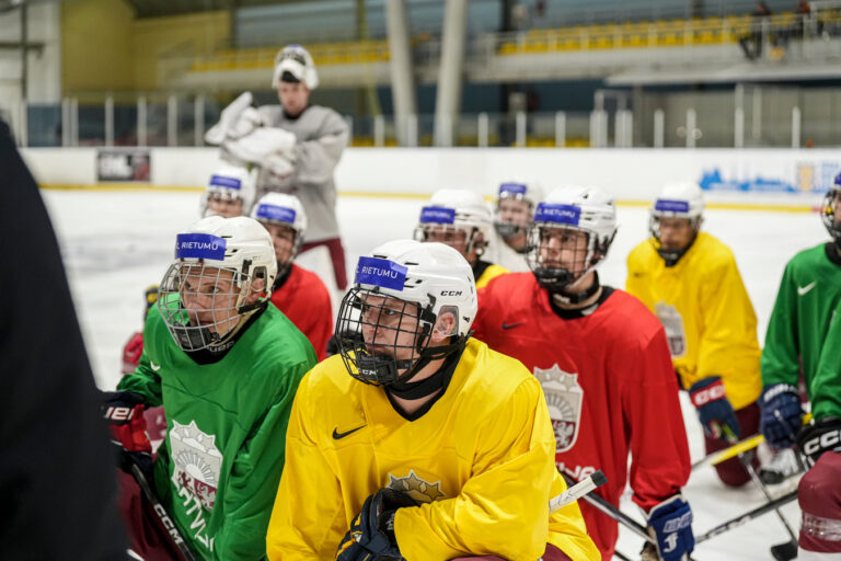 Latvijas U-18 izlase, Hokejazinas.com