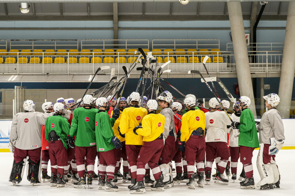 Latvijas U-18 izlase, Hokejazinas.com