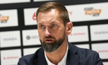 Edgars Buncis, hokejazinas.com