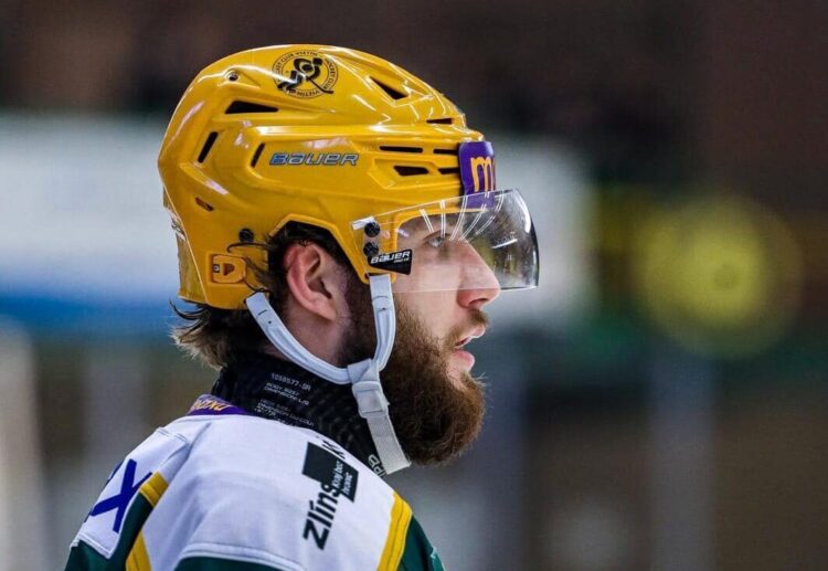 Patriks Zabusovs, hokejazinas.com