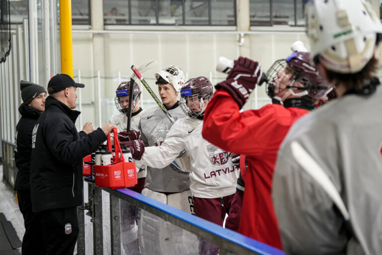 Latvijas U-18 hokeja izlases treniņš, Hokejazinas.com