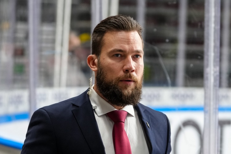 Edgars Lūsiņš, hokejazinas.com