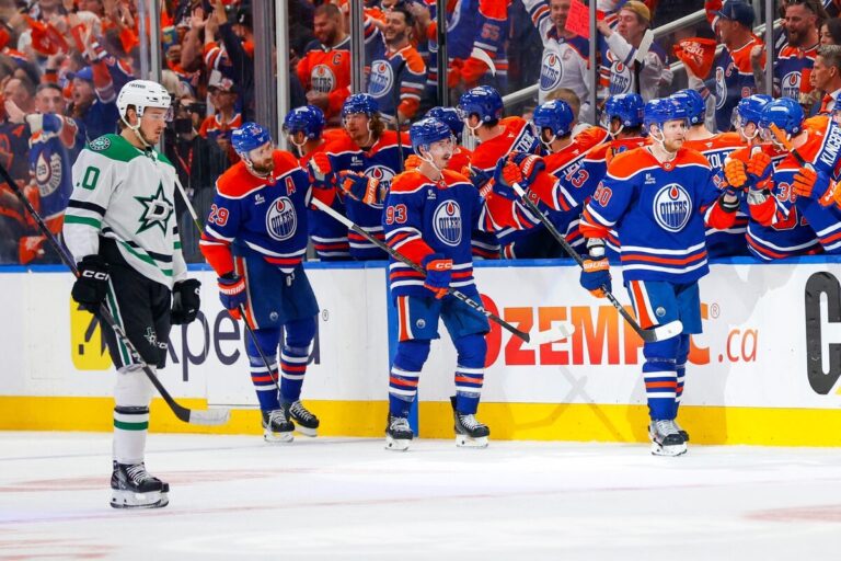 Dalasas "Stars" un Edmontonas "Oilers", hokejazinas.com