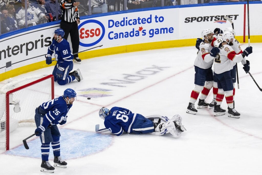 Floridas "Panthers" un Toronto "Maple Leafs", hokejazinas.com