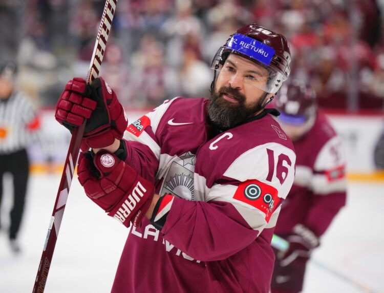 Kaspars Daugaviņš, Hokejazinas.com