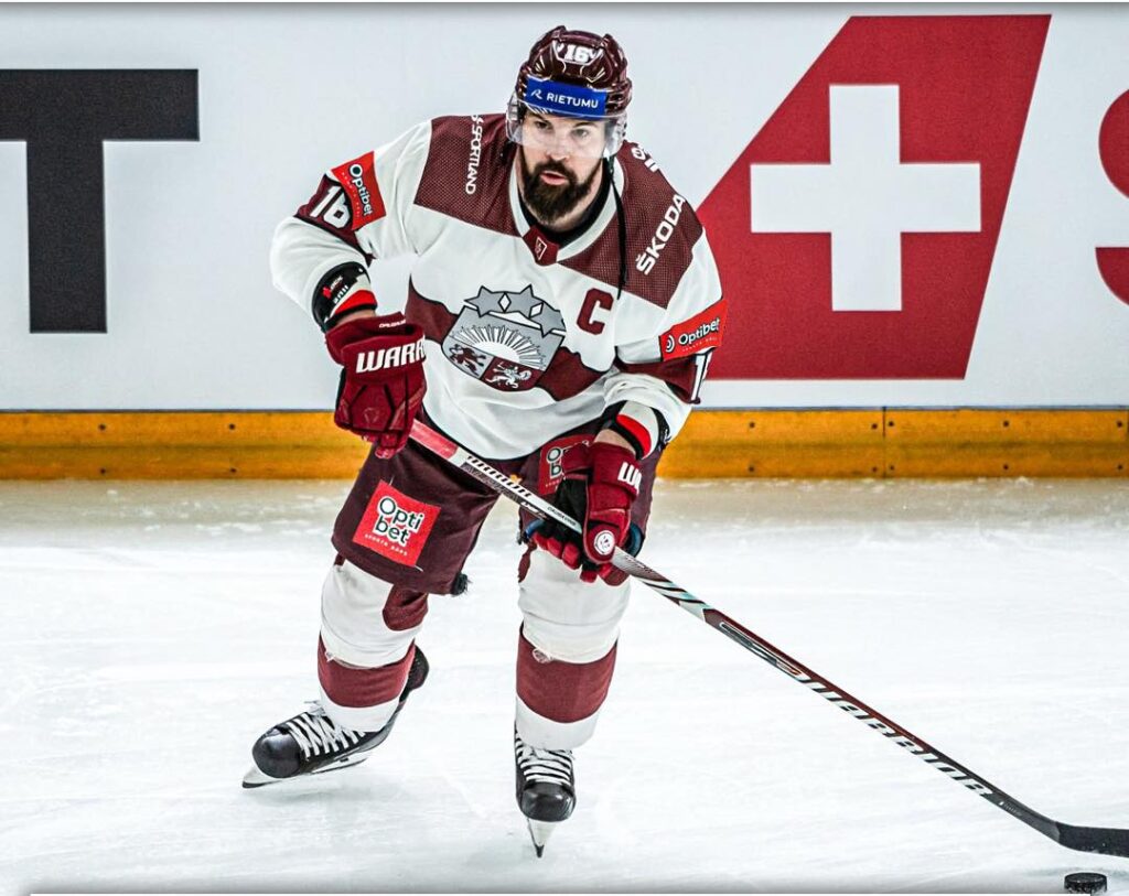 Kaspars Daugaviņš, Hokejazinas.com