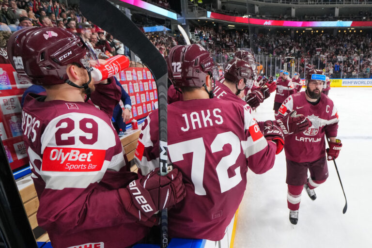 Latvijas hokeja izlase, Hokejazinas.com