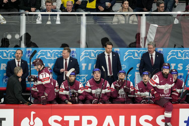 Latvijas hokeja izlase, Hokejazinas.com