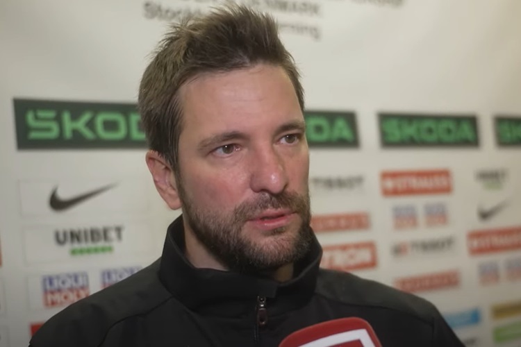 Lauris Dārziņš, hokejazinas.com