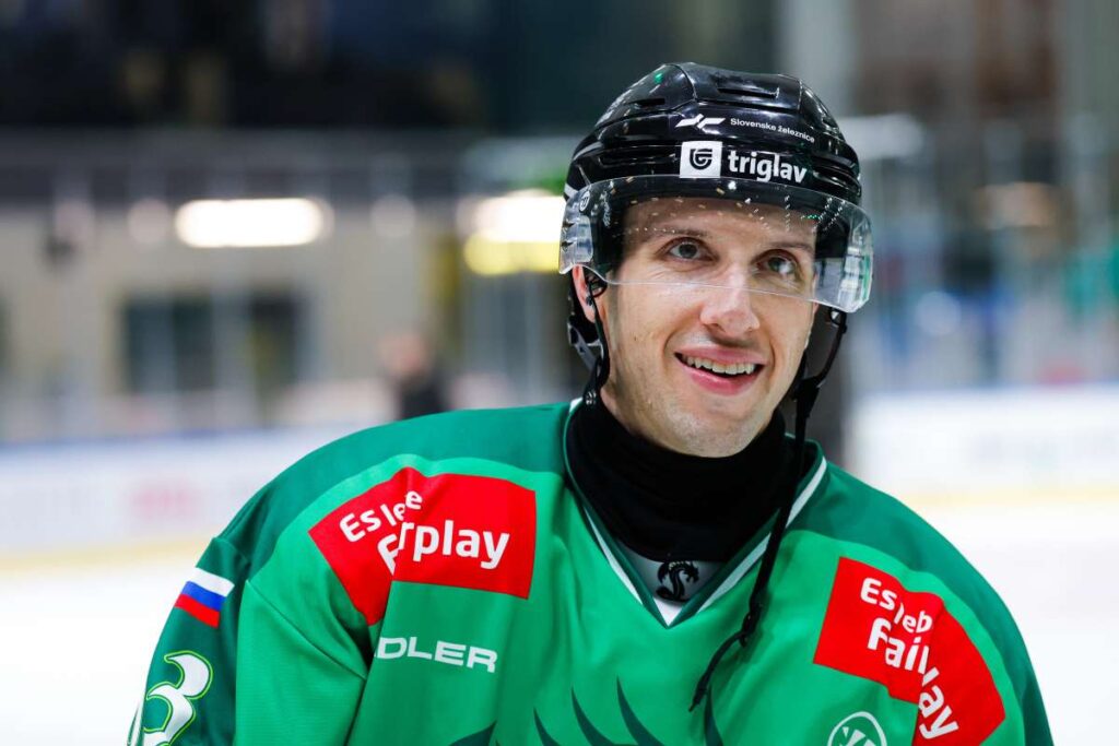 Niks Bonino, hokejazinas.com