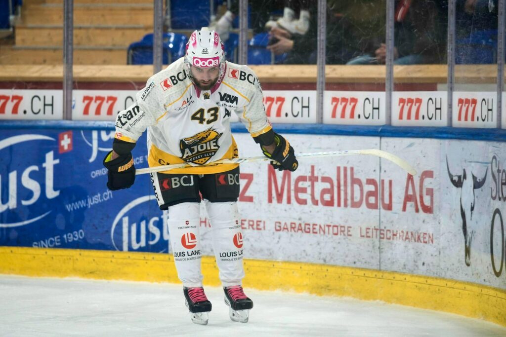 Tīdžejs Brenans, Hokejazinas.com