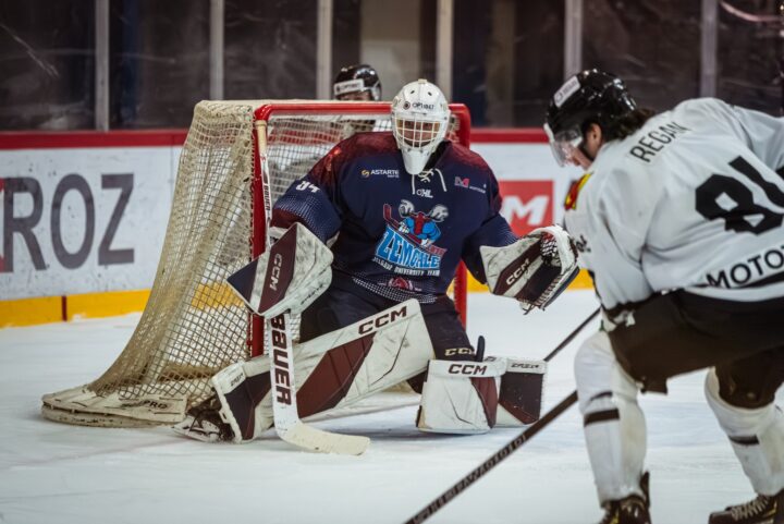 Patriks Plūmiņš, Hokejazinas.com