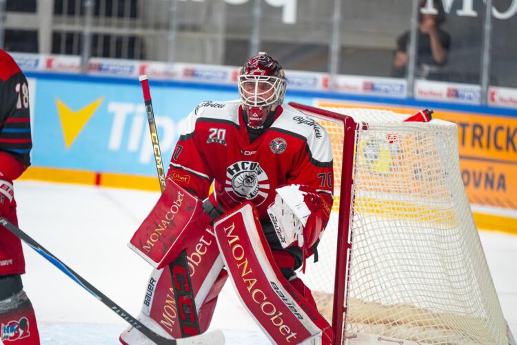 Ēriks Vītols, hokejazinas.com