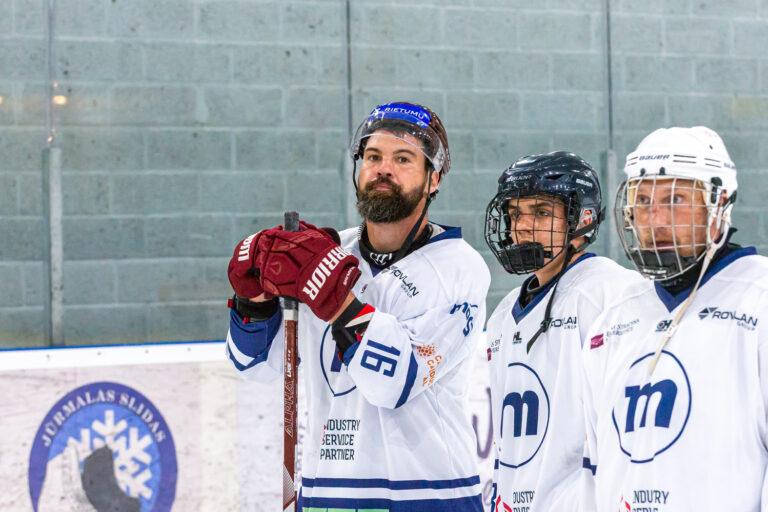 Kaspars Daugaviņš, Hokejazinas.com