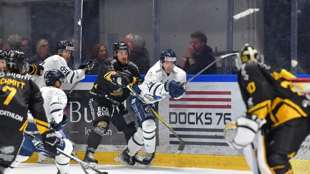 Daniels Mūrnieks, hokejazinas.com