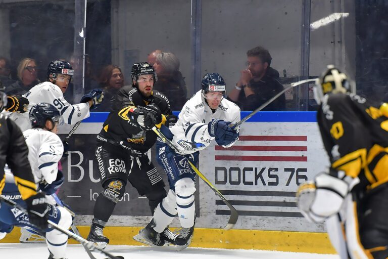 Daniels Mūrnieks, hokejazinas.com