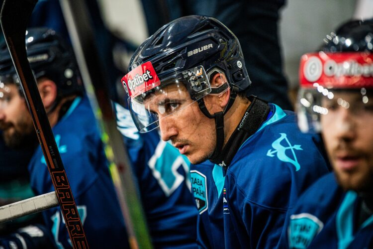 Eduards Hugo Jansons, hokejazinas.com