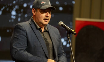 Ēriks Miļuns, Hokejazinas.com