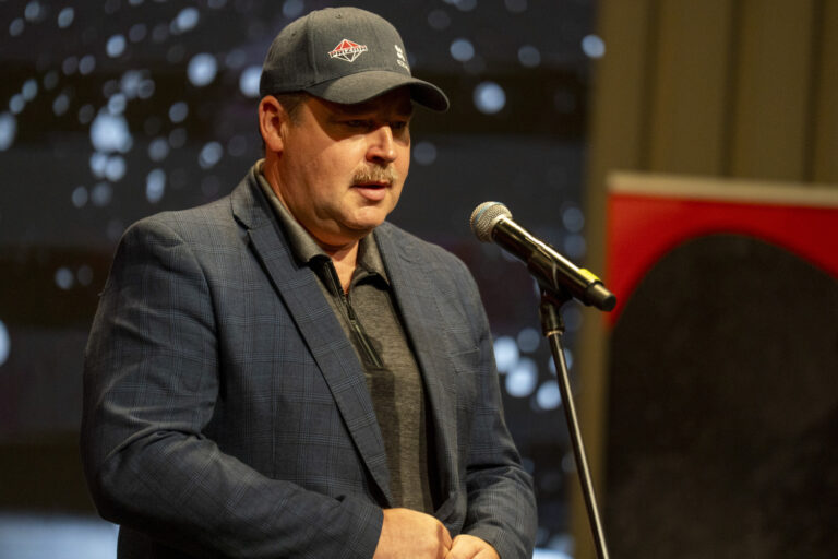 Ēriks Miļuns, Hokejazinas.com