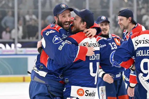 Mikko Lehtonens un Šimons Hrubecs, Cīrihes "Lions", hokejazinas.com