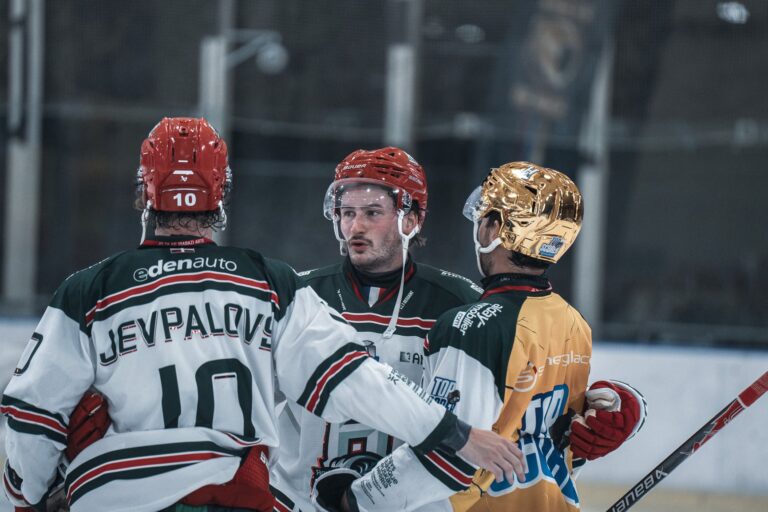 Ņikita Jevpalovs, hokejazinas.com