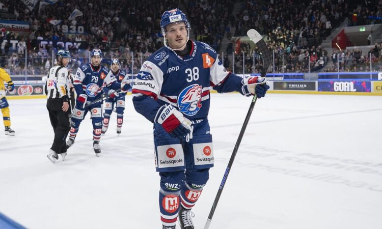 Rūdolfs Balcers, Hokejazinas.com