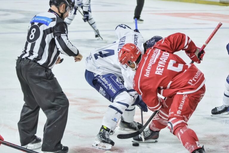 Daniels Mūrnieks, hokejazinas.com