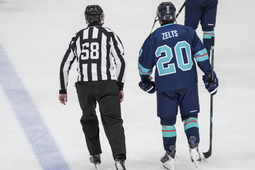 Kristiāns Zelts, Hokejazinas.com