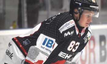 Darels Dukurs, Hokejazinas.com