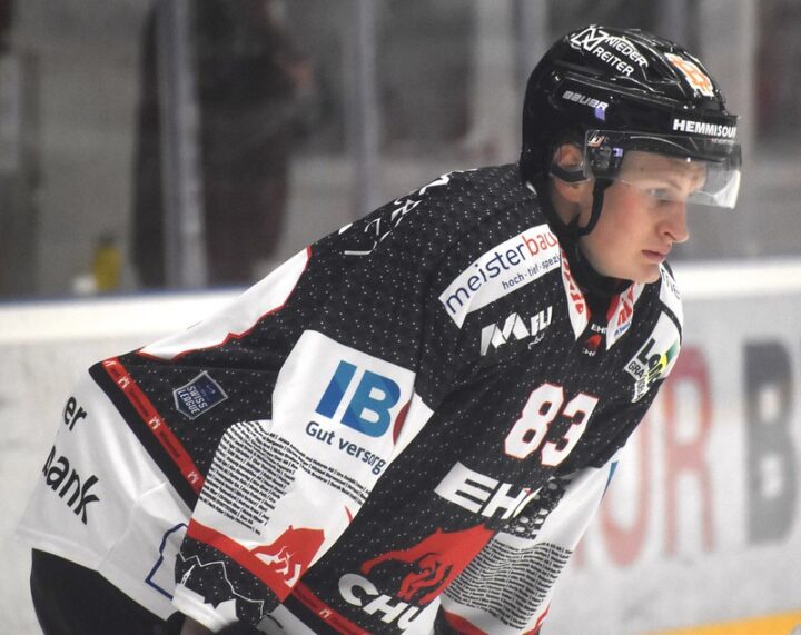 Darels Dukurs, Hokejazinas.com