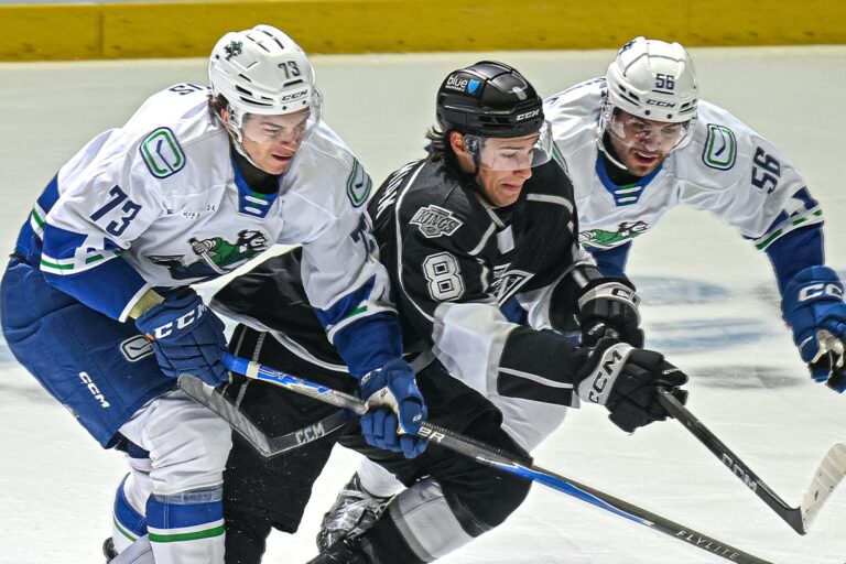 Anrī Ravinskis, hokejazinas.com