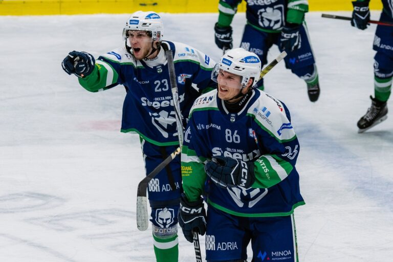 Daņila Larionovs, hokejazinas.com