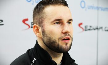 Mārtiņš Dzierkals, Hokejazinas.com