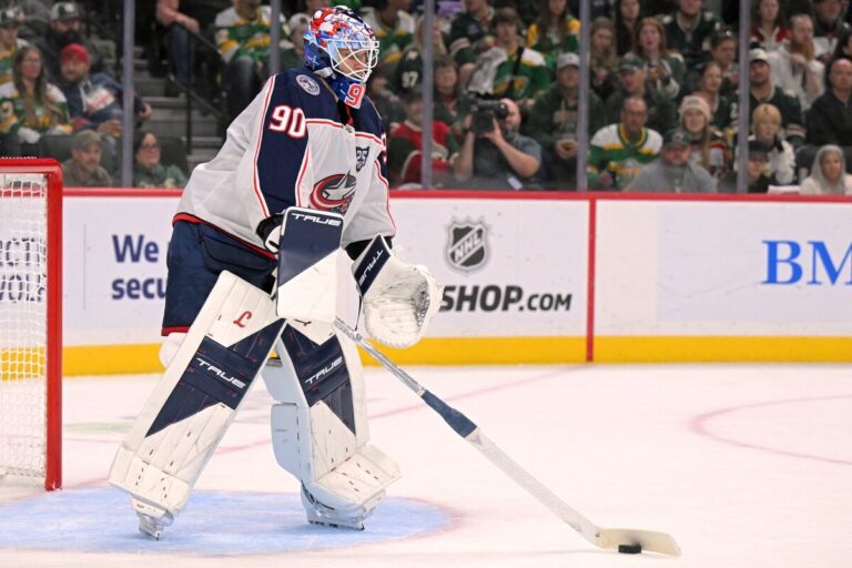 Elvis Merzļikins, hokejazinas.com