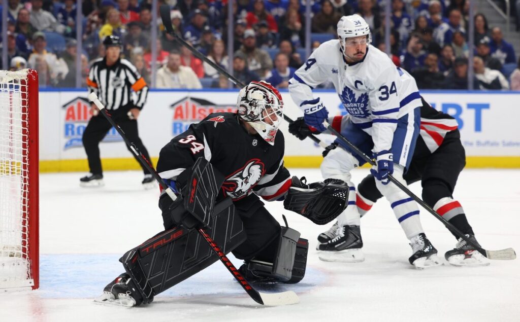 Bufalo "Sabres" un Toronto "Maple Leafs", hokejazinas.com
