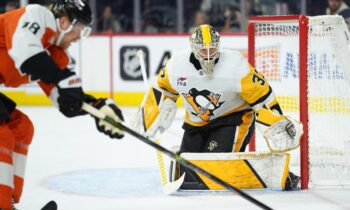 Artūrs Šilovs un Rodrigo Ābols, hokejazinas.com