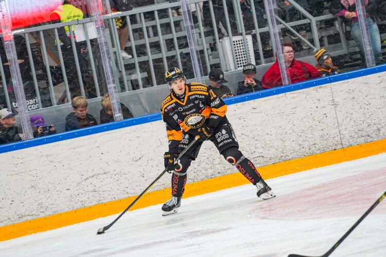 Kristiāns Sāmītis, hokejazinas.com