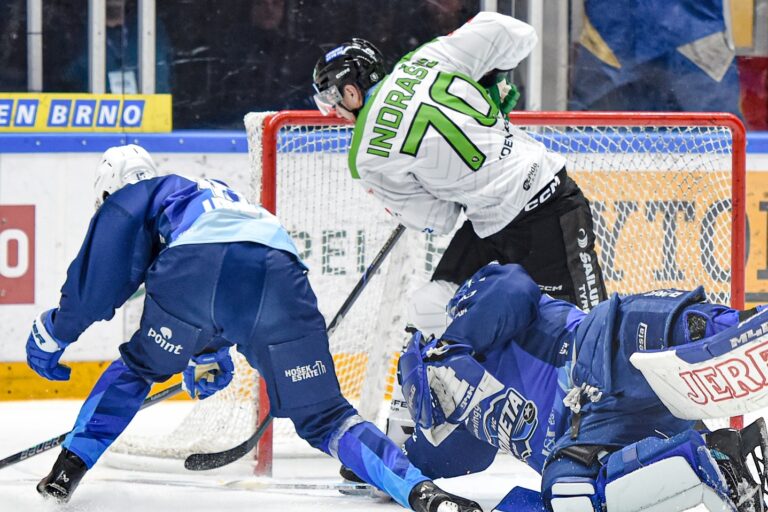 Miks Indrašis, Hokejazinas.com