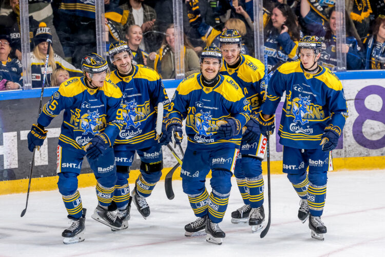 Oskars Cibuļskis, Hokejazinas.com