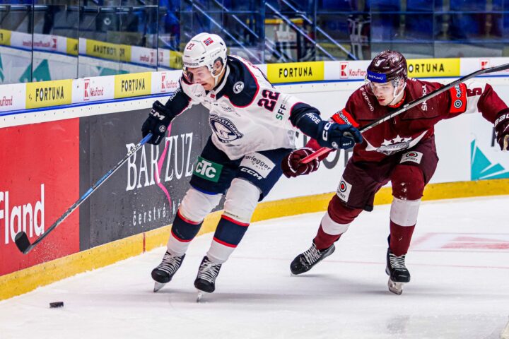 Norvēģijas un Latvijas hokeja izlase