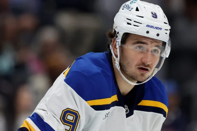 Aleksandrs Teksjē, hokejazinas.com