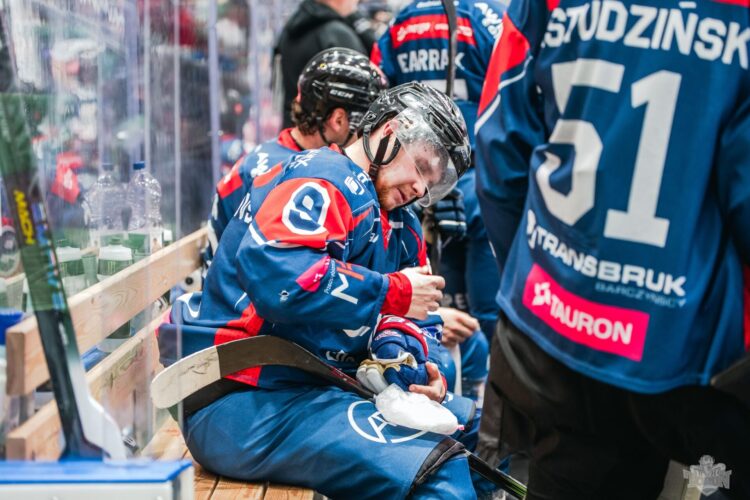 Deniss Fjodorovs, hokejazinas.com